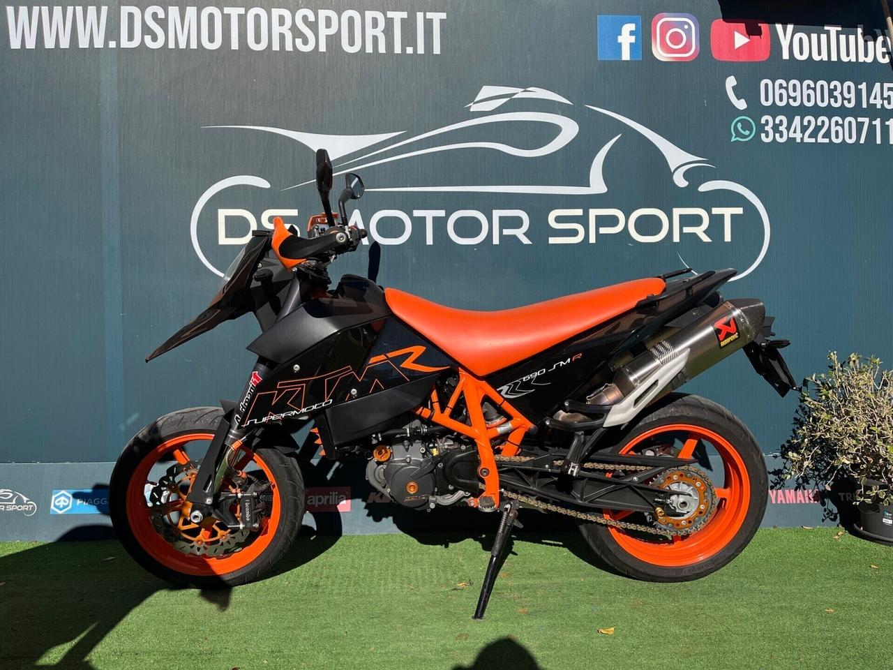 KTM SUPERMOTO 690