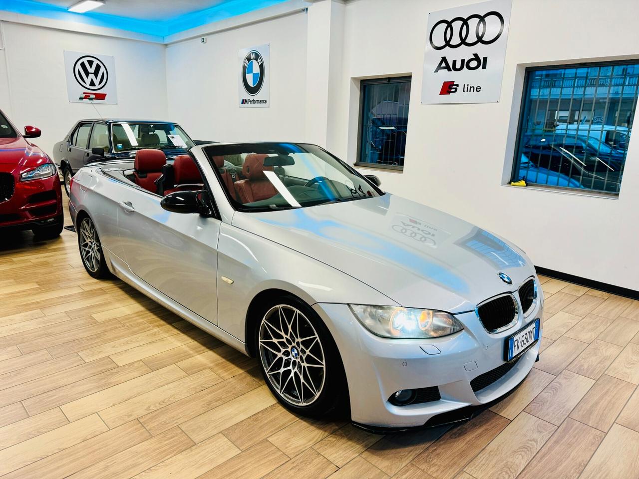 BMW 320d Cabrio M-Sport PERFORMANCE / Navi PRO / Xenon