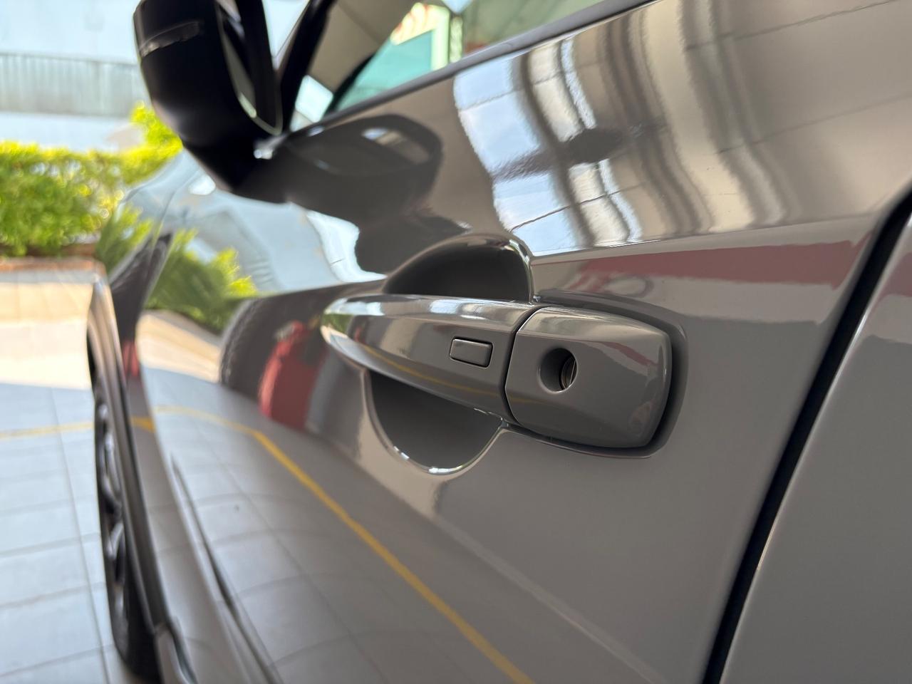 Nissan Juke 1.0 DIG-T 114 CV N-Connecta