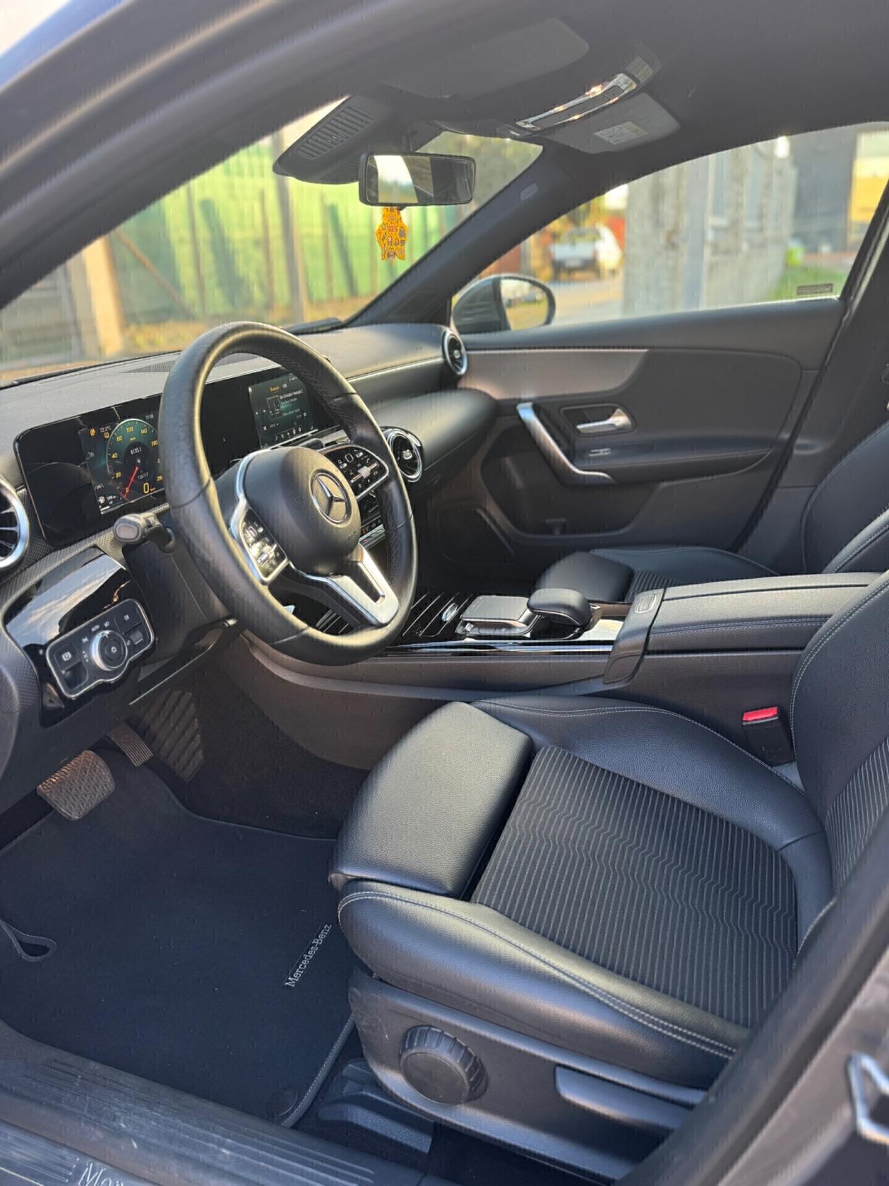 Mercedes-benz A 200 d Automatic Premium