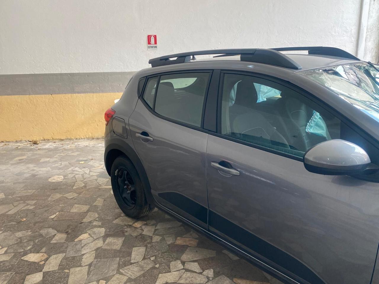 Dacia Sandero 1.0cc benzina(PRIVATO)-2025