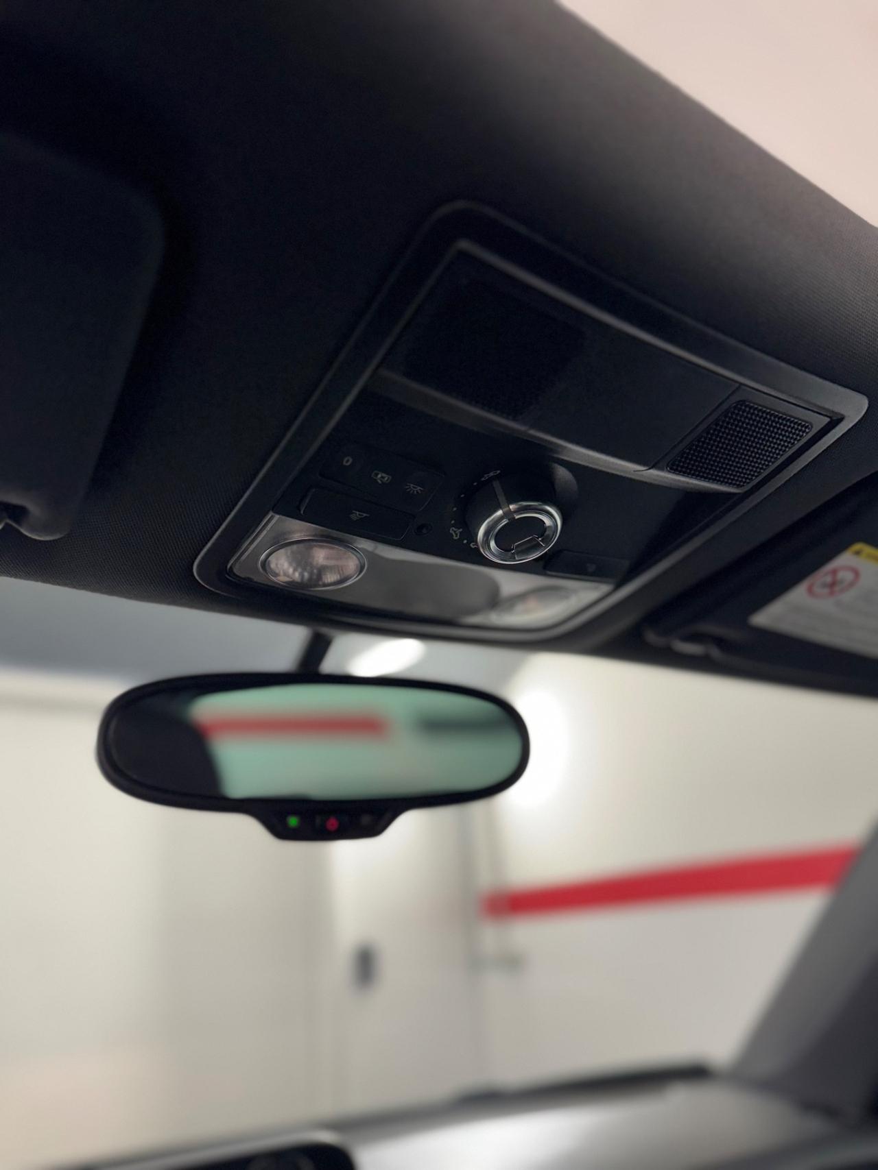 Volkswagen Maggiolino 2.0 TDI DSG Sport