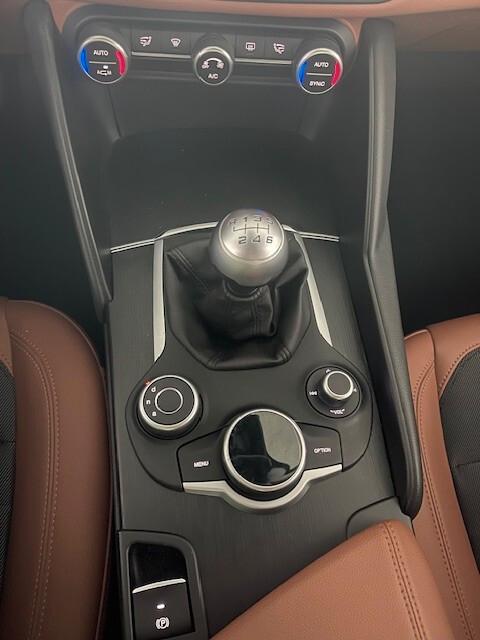 Alfa Romeo Giulia 2.2 Turbodiesel 150 CV AT8 Super