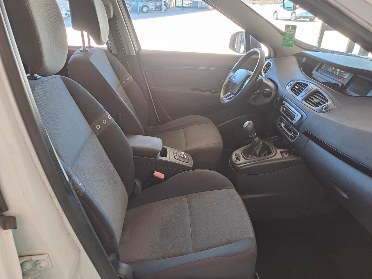 Renault Scénic XMod 1.5 dCi AUTOCARRO N1
