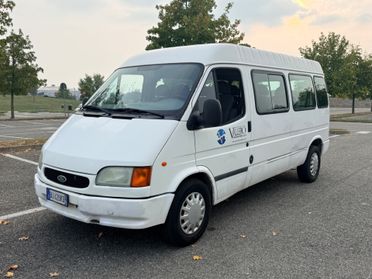 Ford Transit Tourneo Bus 2.4TD 9 POSTI