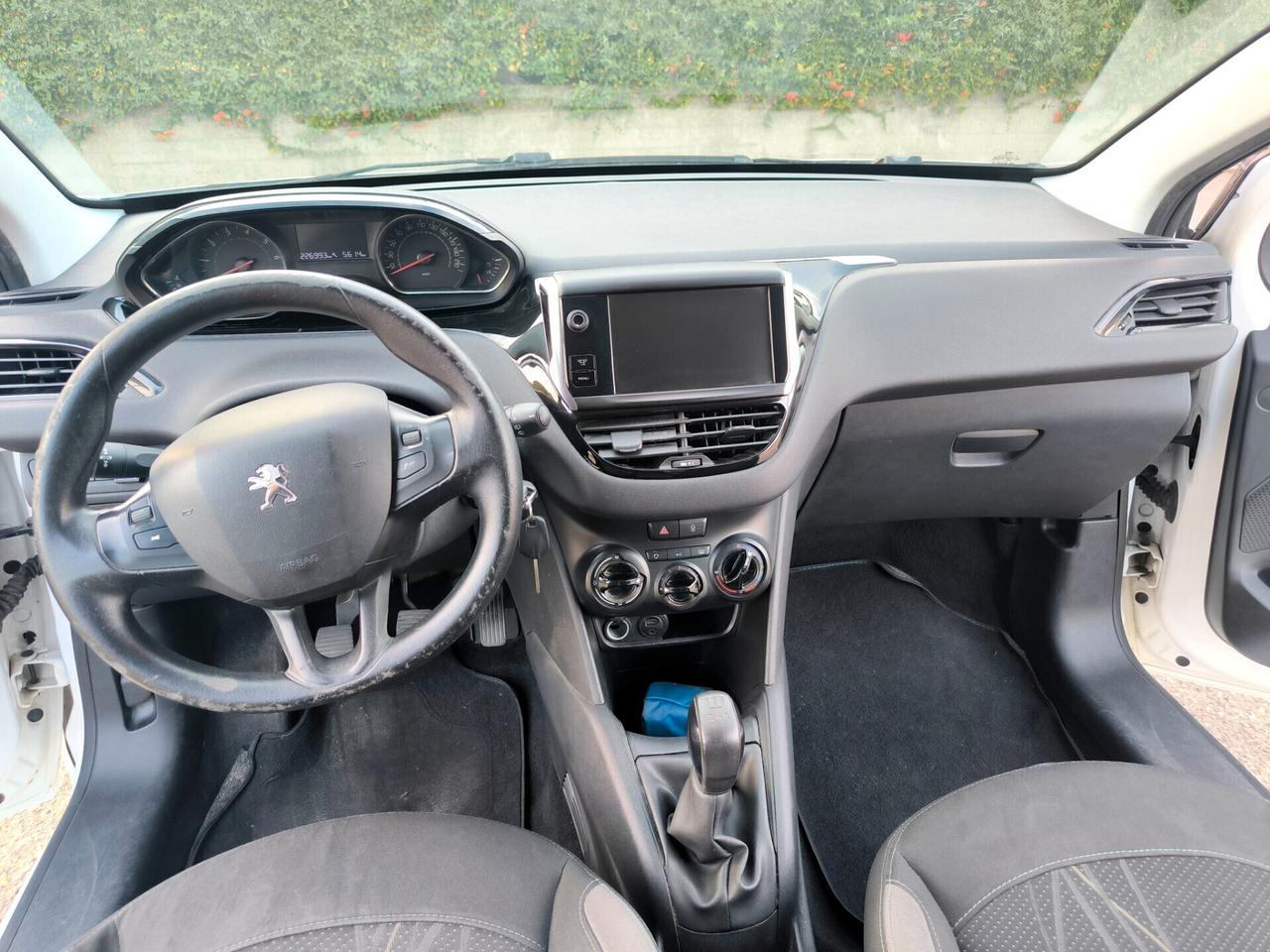 Peugeot 208 1o Serie 1.2VTI 82CV 3P Allure