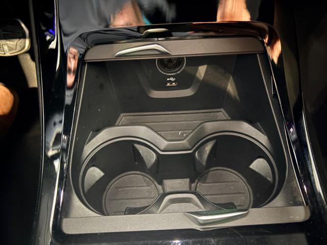 BMW X2 sDrive18d Msport / M sport X Shadow AMBIENT ACC