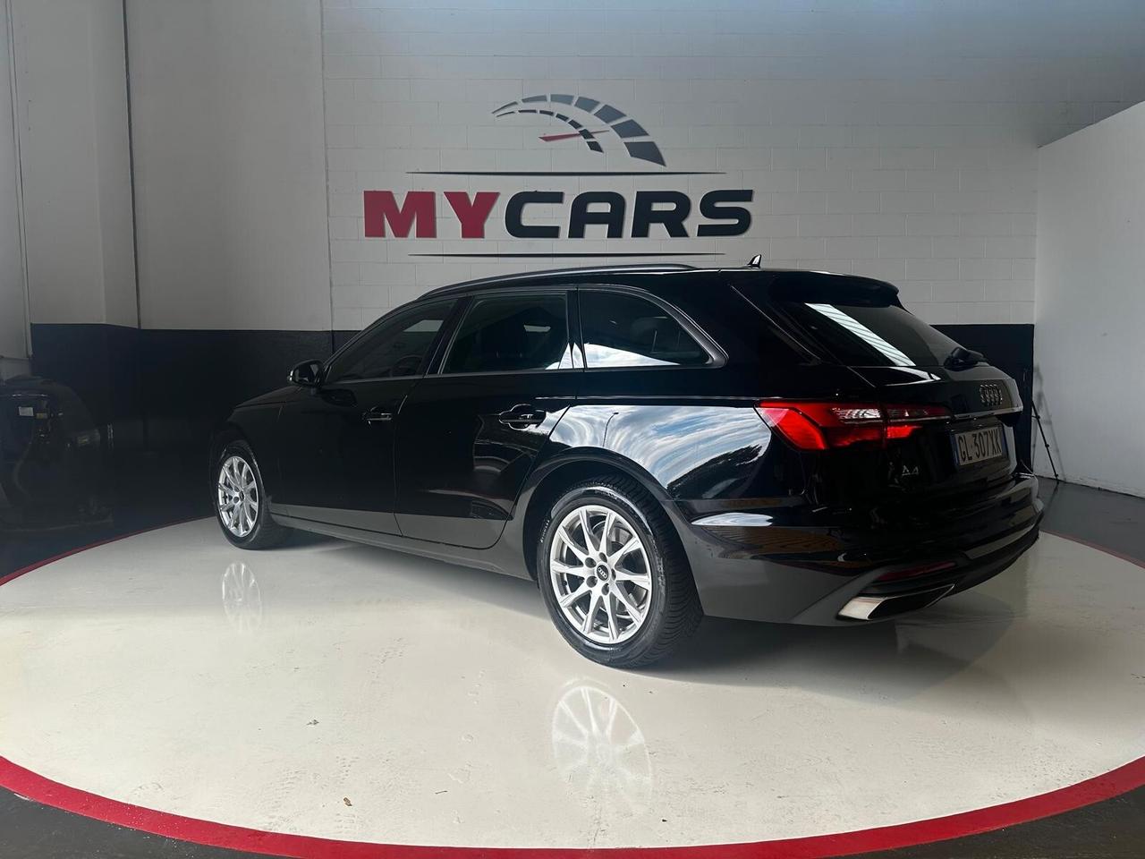 Audi A4 Avant 30 TDI/136 CV mhev S tronic Business Advanced