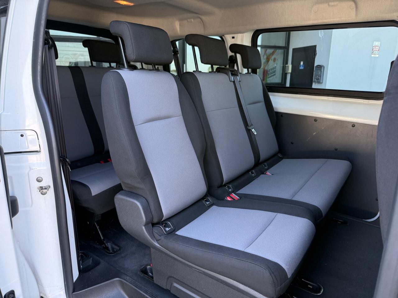 Peugeot Traveller BlueHDi 120 S&S Long|9 POSTI