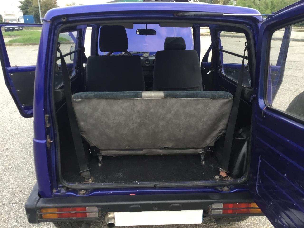 Suzuki SJ 410 SJ410 Berlina Sport