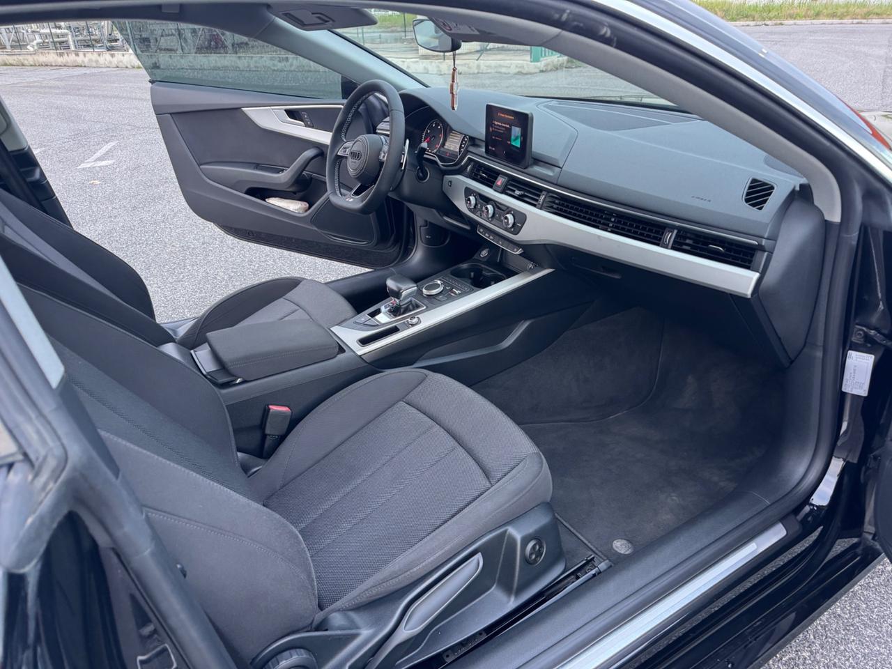 Audi A5 40 TDI quattro S tronic Business