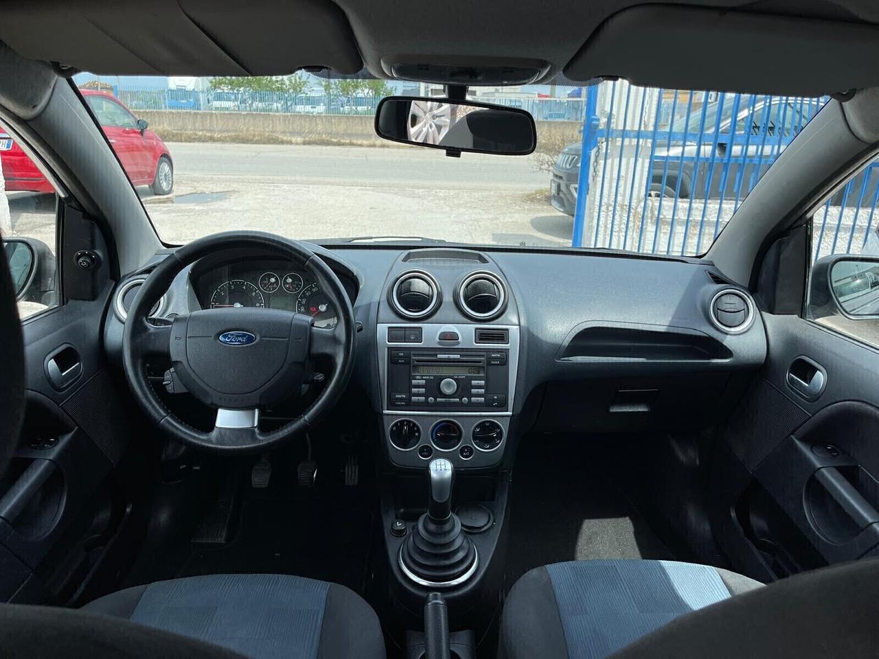 Ford Fiesta 1.2 16V 5p. Titanium “NUOVISSIMA”