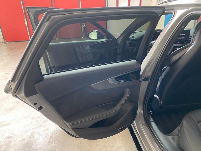 AUDI A4 5ª serie RS 4 Avant