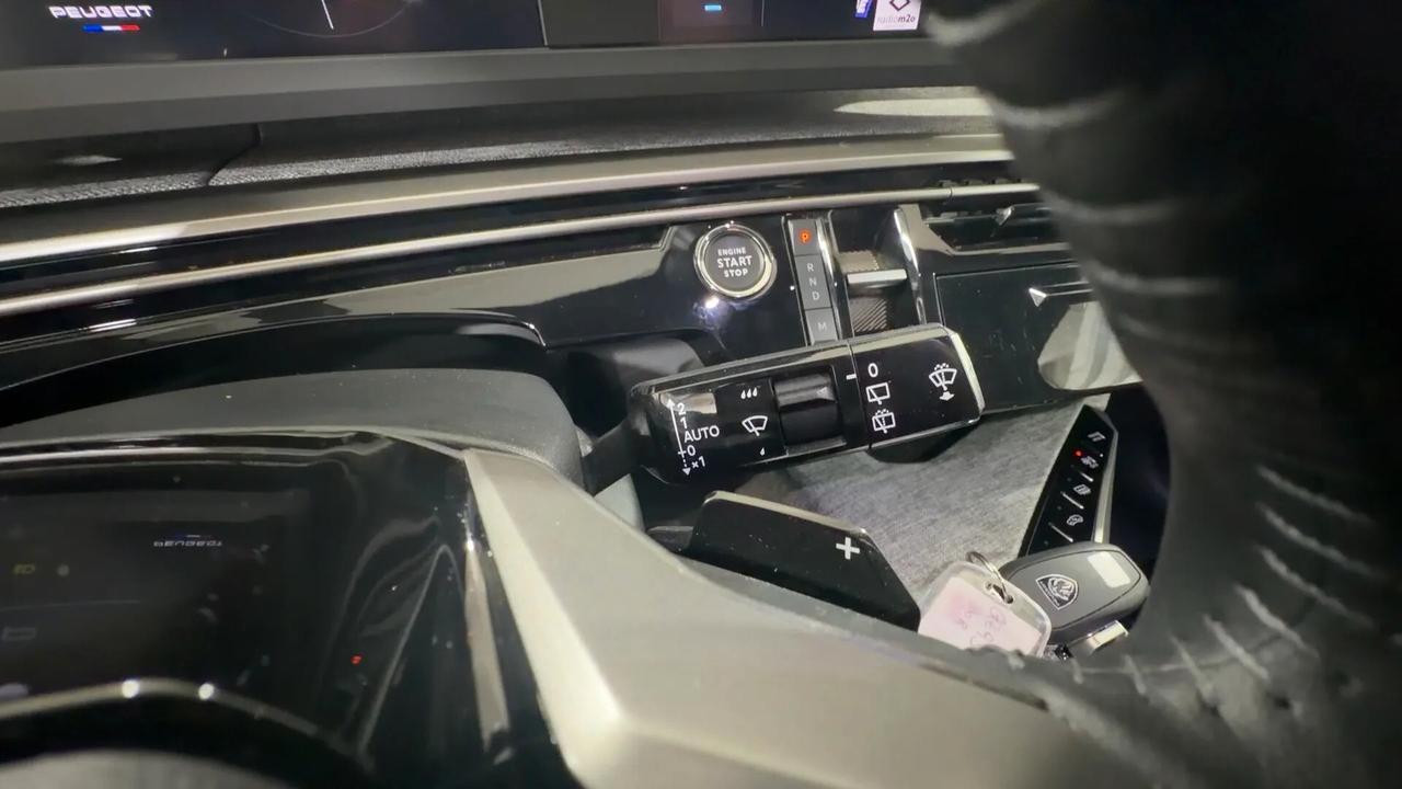 Peugeot 5008 Hybrid 145 e-DCS6 Allure