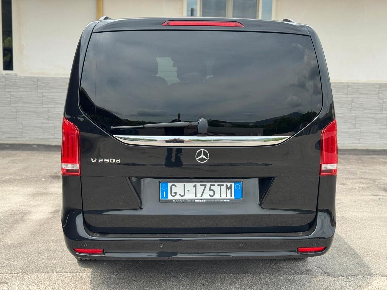 Mercedes-benz V 250 d Automatic Premium Extralong