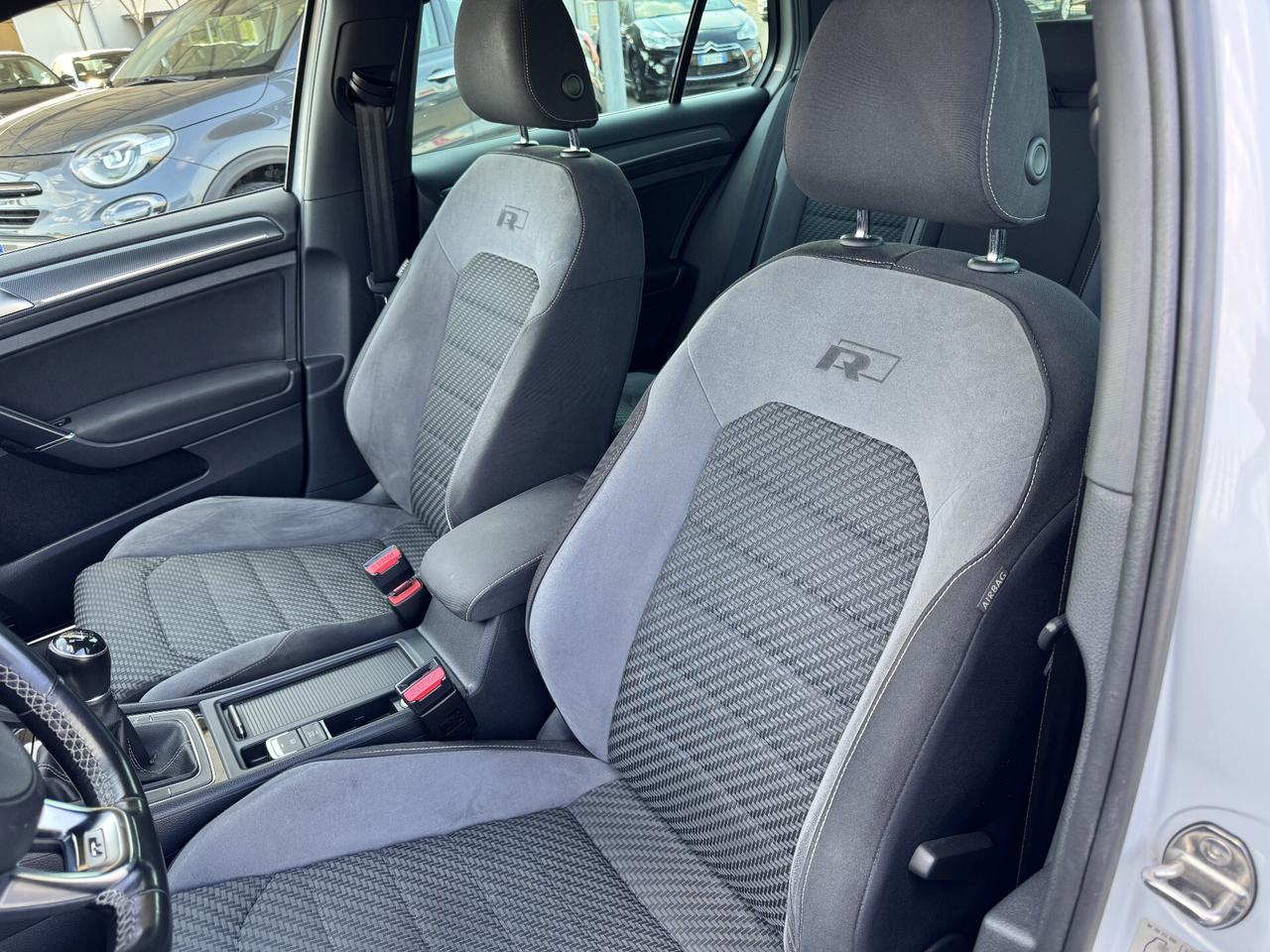 Volkswagen Golf 2.0 TDI 5p. Highline BlueMotion Technology