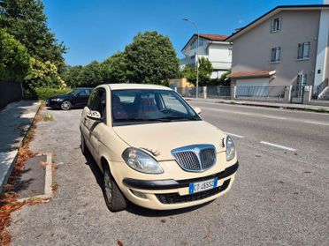 Lancia Ypsilon 1.2 Oro Giallo