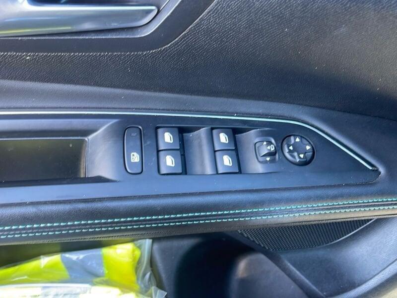 Peugeot 5008 1.5 bluehdi Allure Pack s&s 130cv eat8