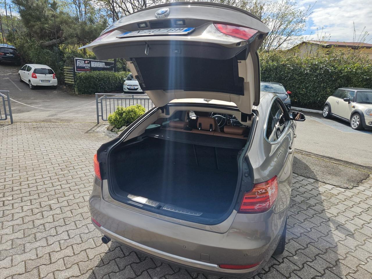 Bmw 3er Gran Turismo 318d Luxury