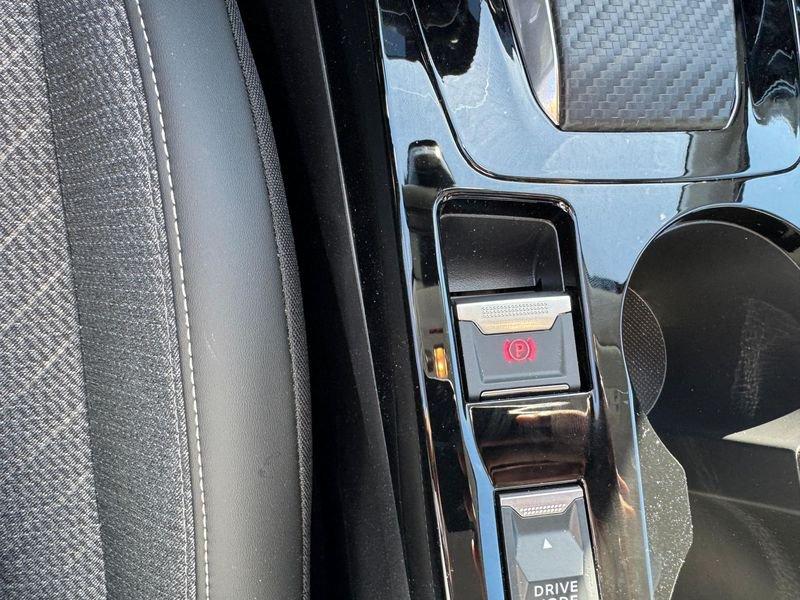 Peugeot 208 5P - ALLURE Hybr 100 cv