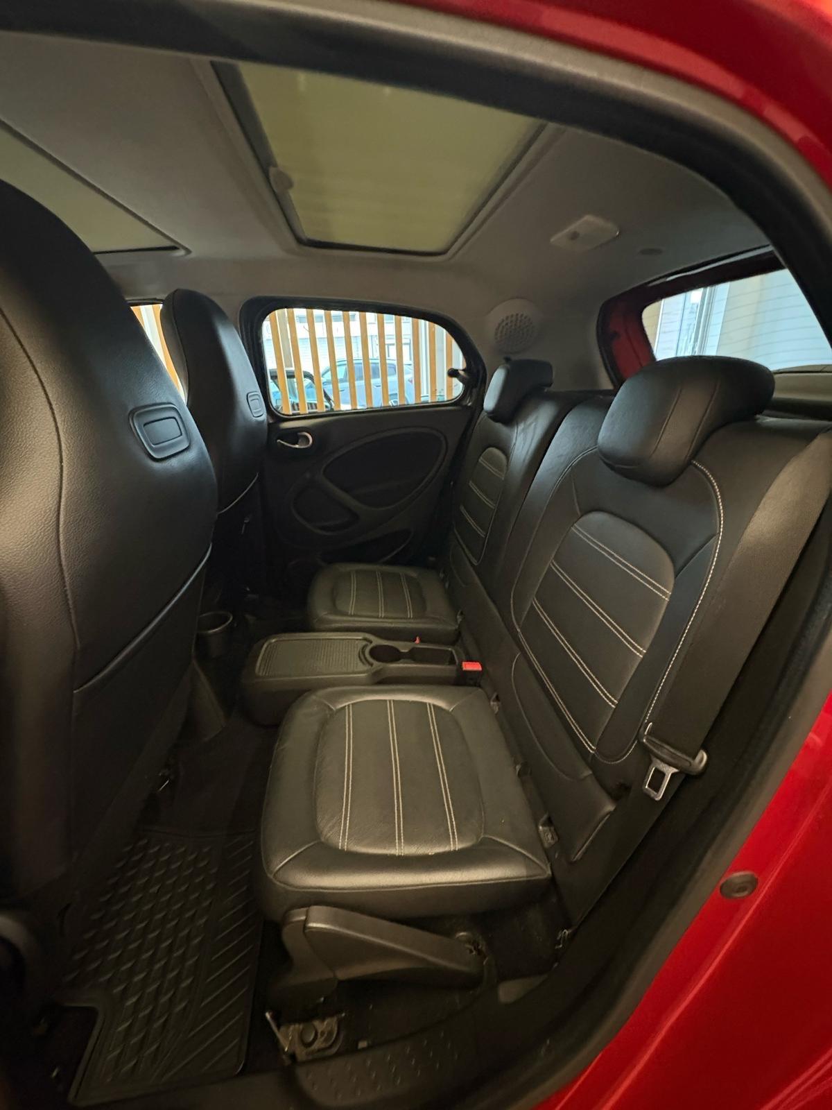 SMART FORFOUR 1.0 ALLESTIM BRABUS PELLE FULL UNICO PROPRIETARIO