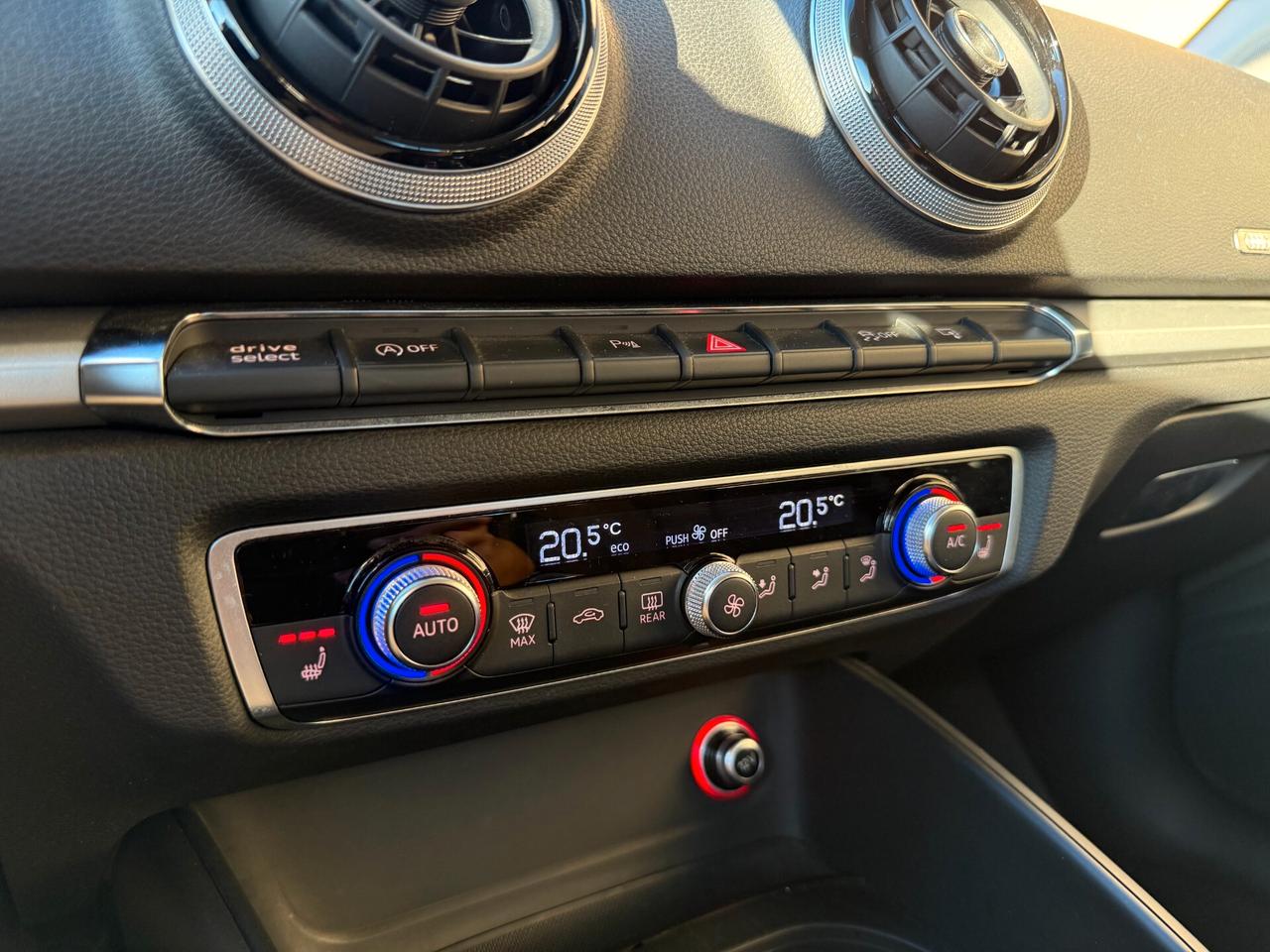 Audi A3 SPB /2.0 TDI 150CV/AUTOMATICA/LED/NAVI