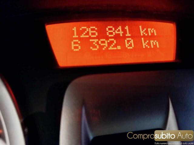 RENAULT Clio 1.2 16V 5 porte Dynamique