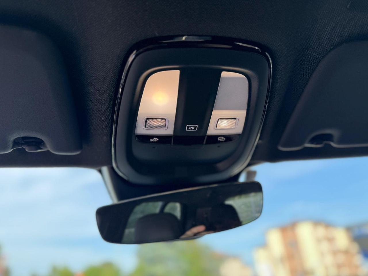 Volvo XC40 Plus Recharge #5938