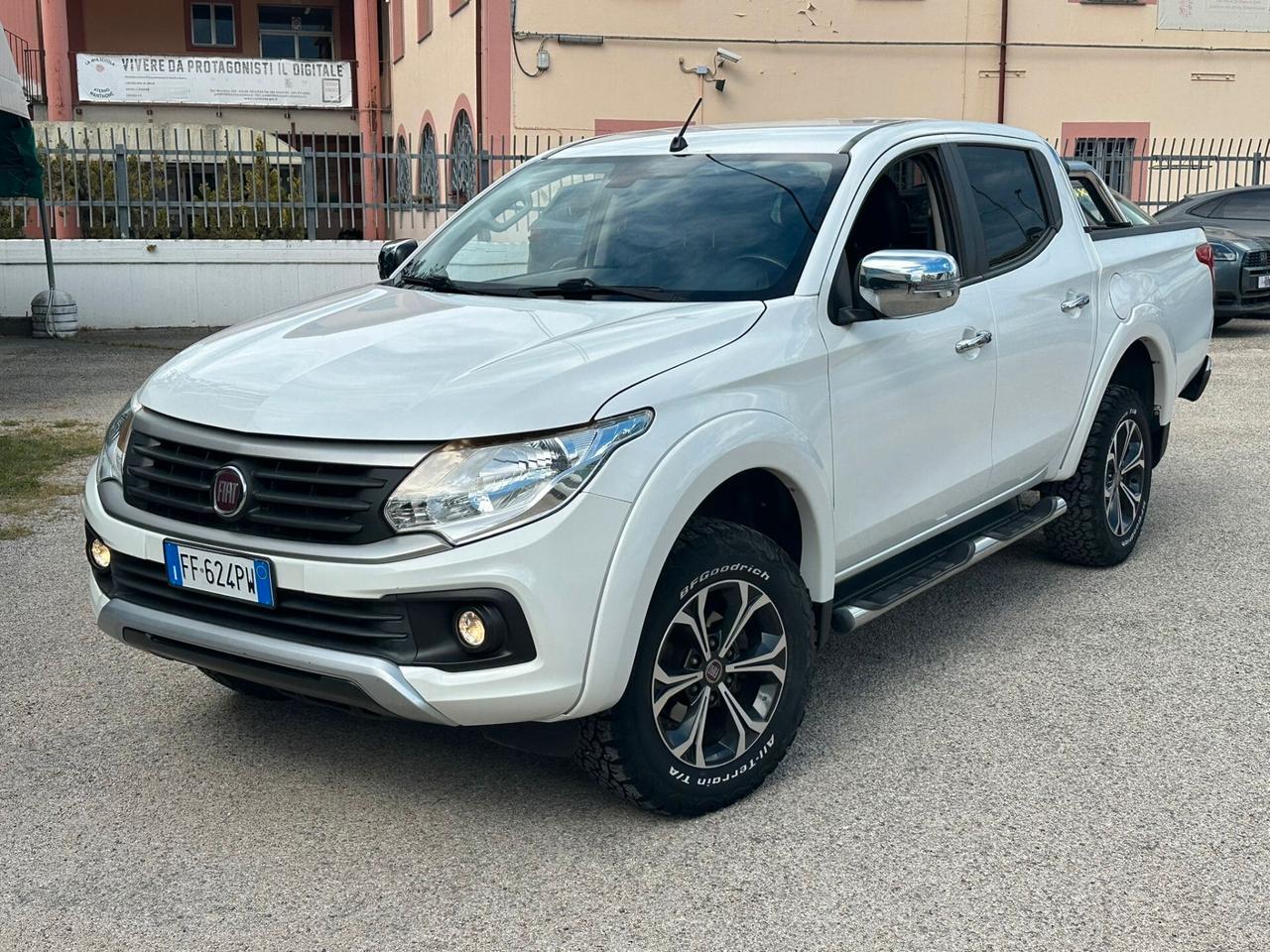 FIAT FULLBACK 2.4 180CV DOPPIA CABINA LX - AUTOCARRO - GANCIO TRAINO