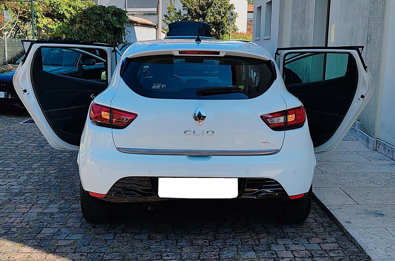 Renault Clio TCe 12V 90CV 5 porte Costume National