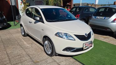 Lancia Ypsilon 1.3 MJT 16V 80 CV 5 porte S&S Silver