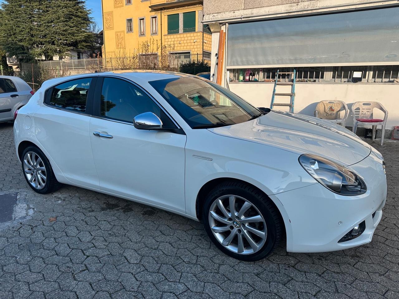 Alfa Romeo Giulietta 1.6 JTDm-2 105 CV Business*EURO5*CERCHI