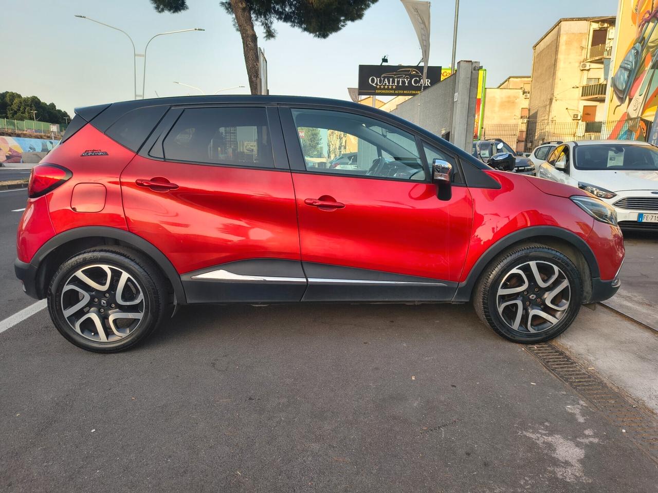 RENAULT CAPTUR 1.5 DIESEL 230.000 KM ANNO 2015