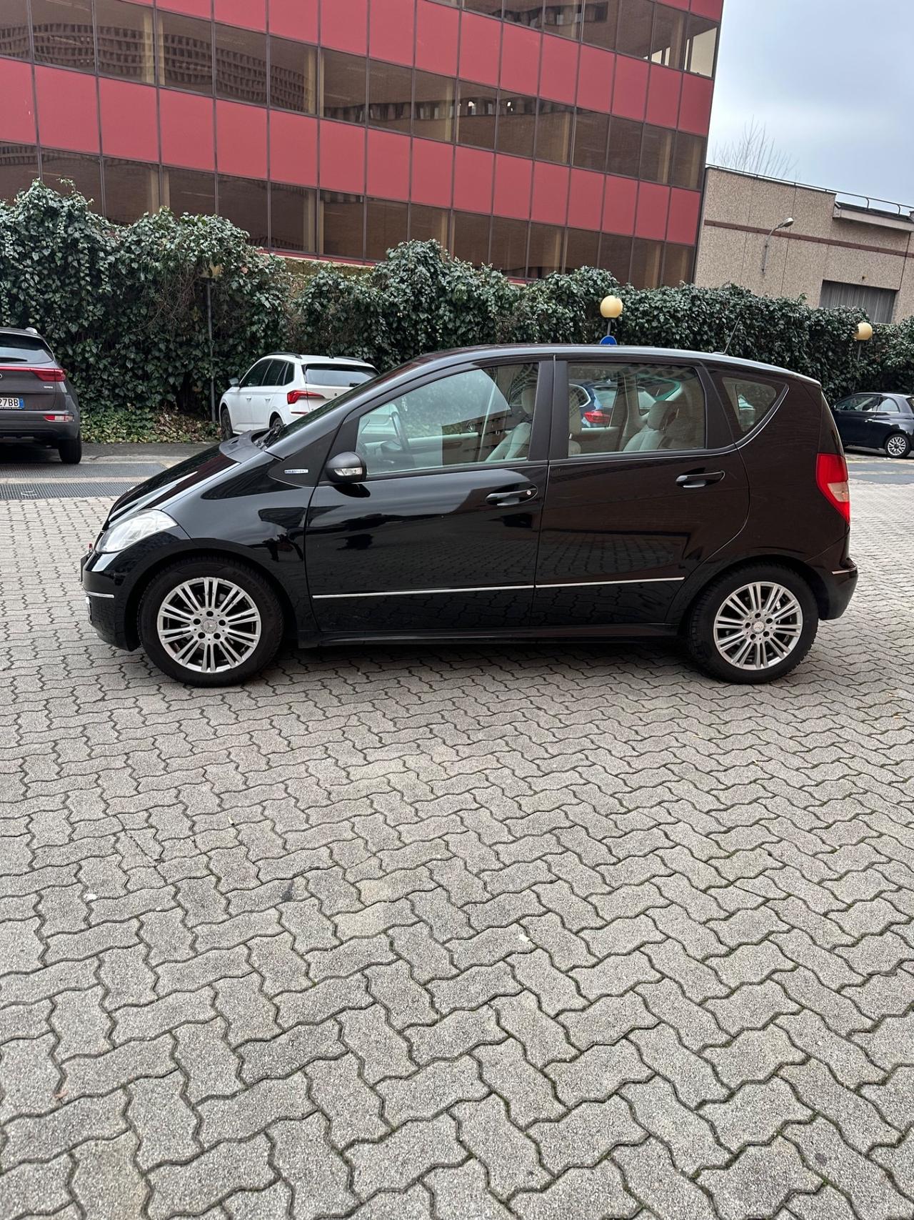 Mercedes-benz A 160 BlueEFFICIENCY Coupé Executive