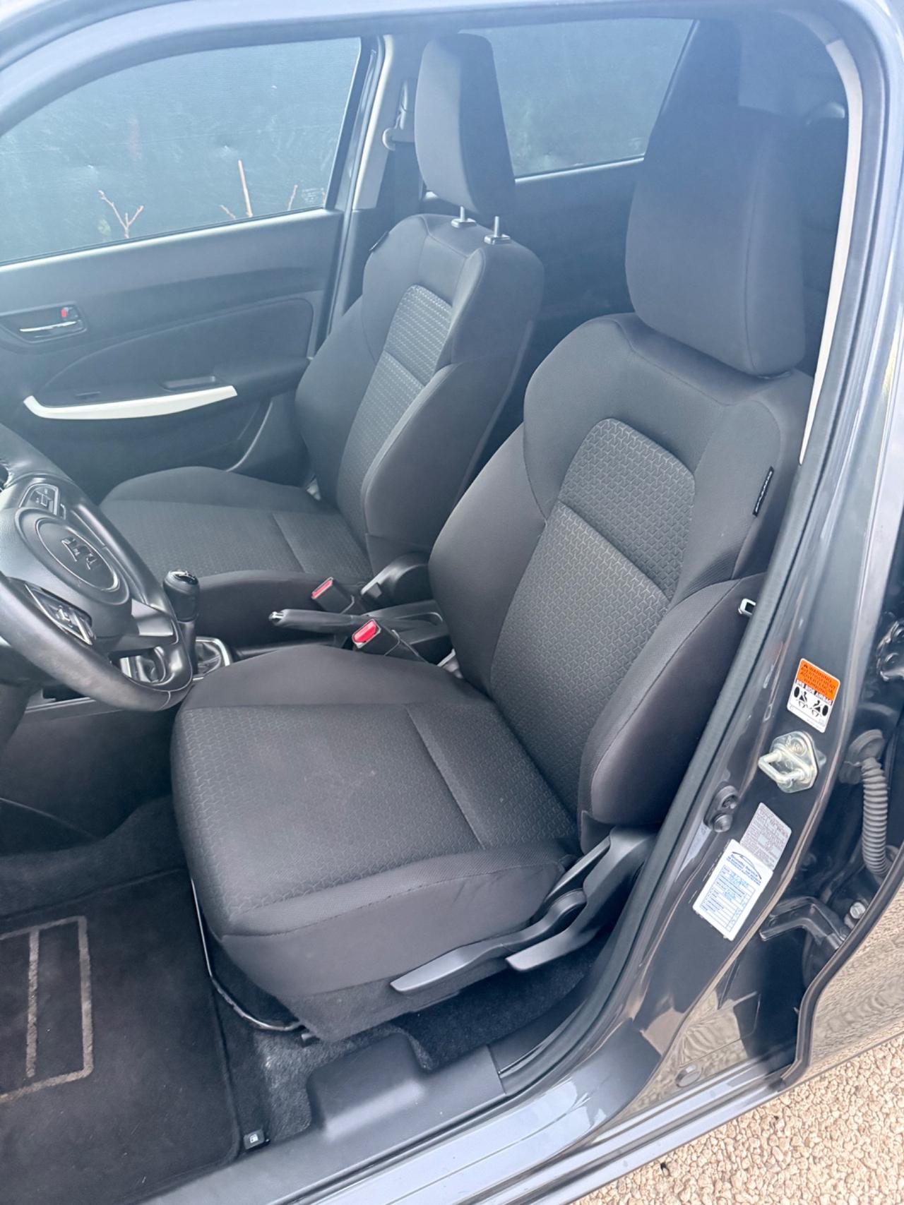 Suzuki Swift 1.2 Hybrid Top