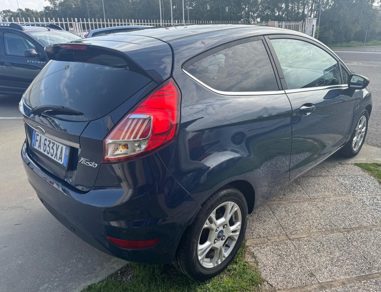 Ford Fiesta 1.5 TDCi 75CV TITANIUM -119.000 KM-