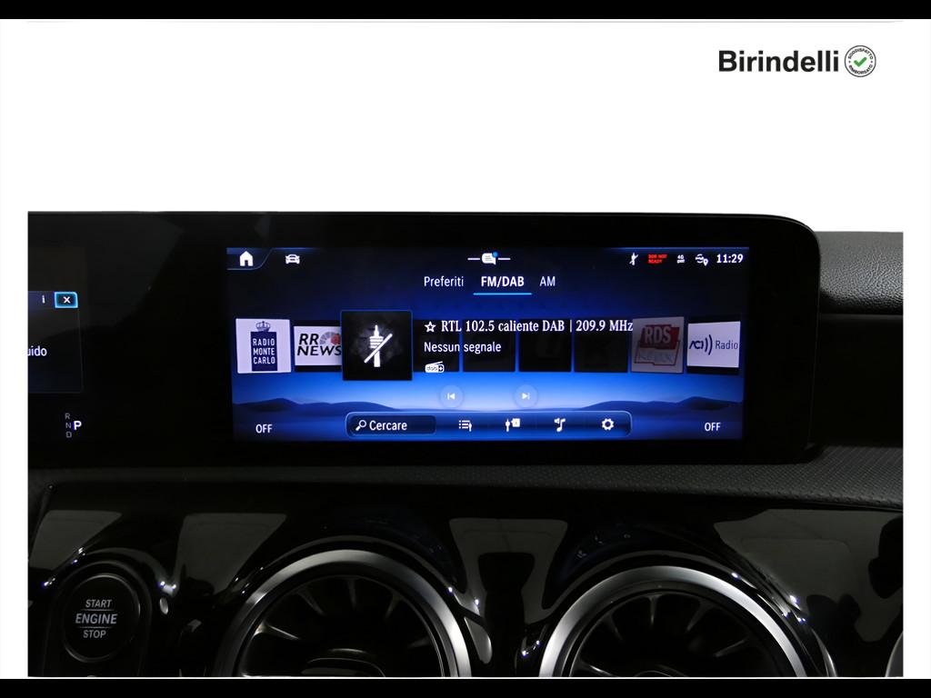 Mercedes-Benz Classe A (W177) - A 180 d Automatic AMG Line Premium