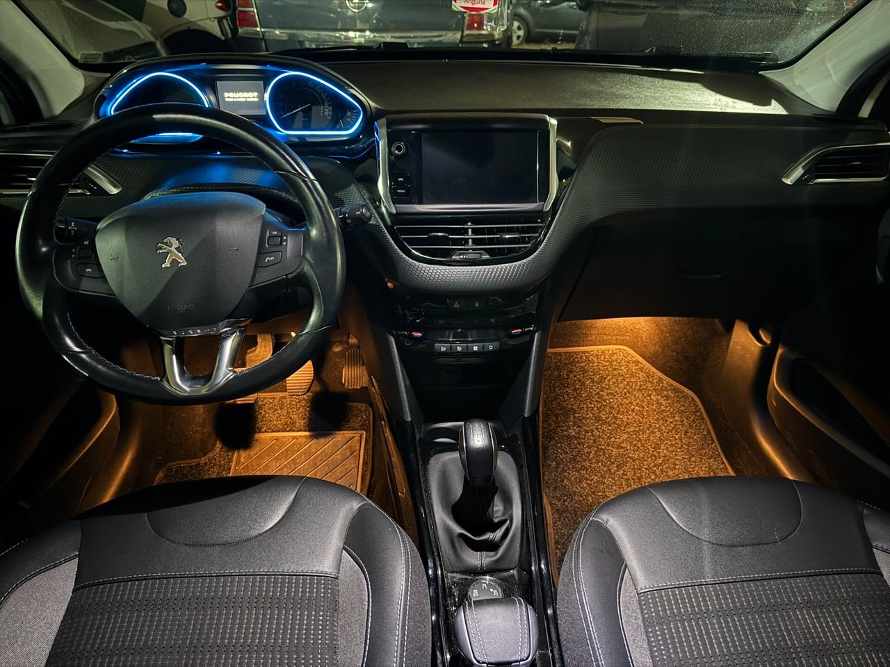 Peugeot 2008 BlueHDi 100 S&S