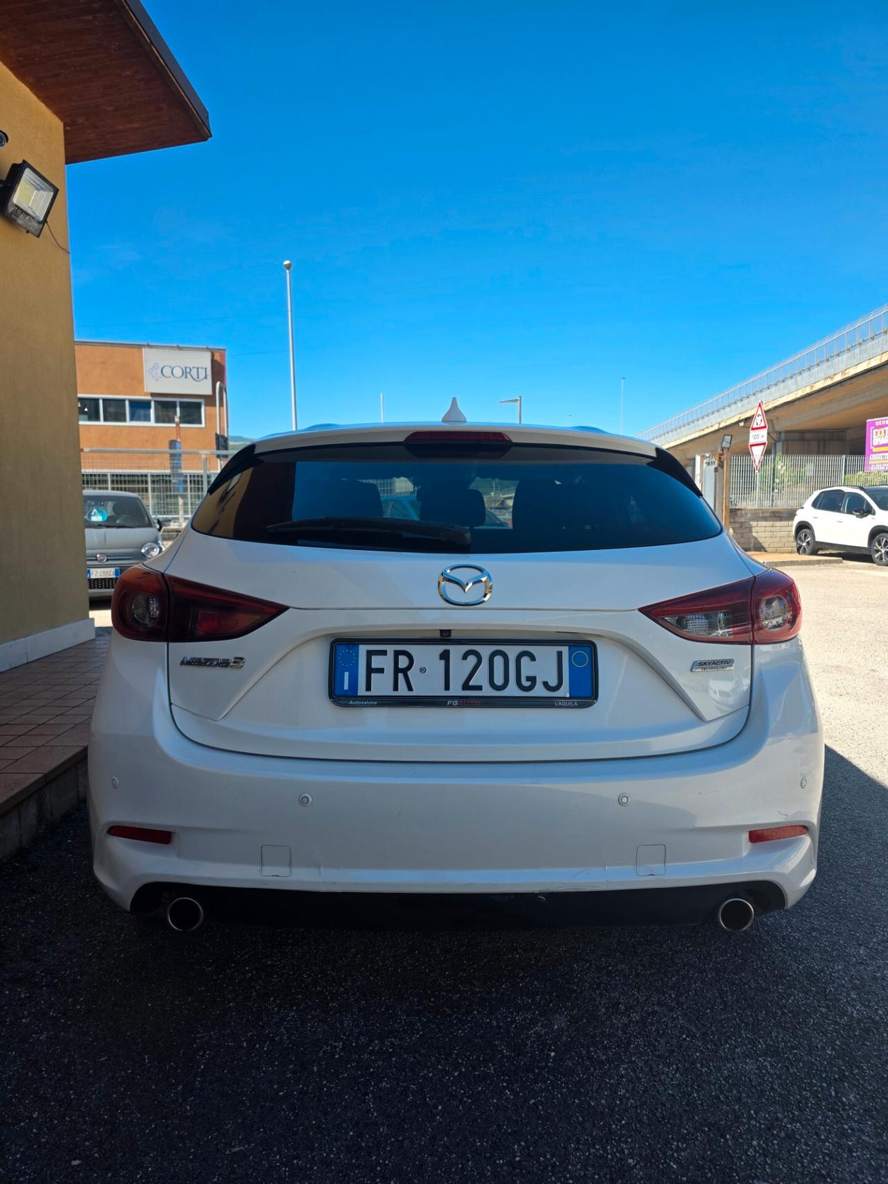 Mazda 3 Mazda3 2.2 Skyactiv-D Exceed