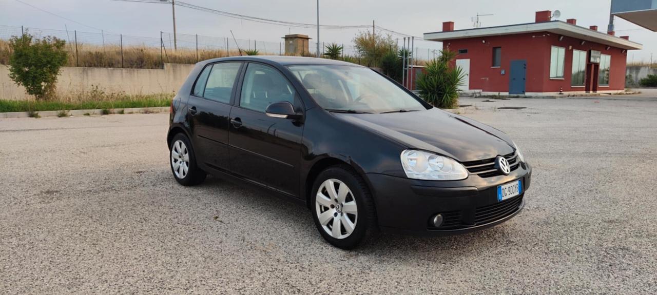 Volkswagen Golf 2.0 TDI DPF 4mot. 5p. GT Sport