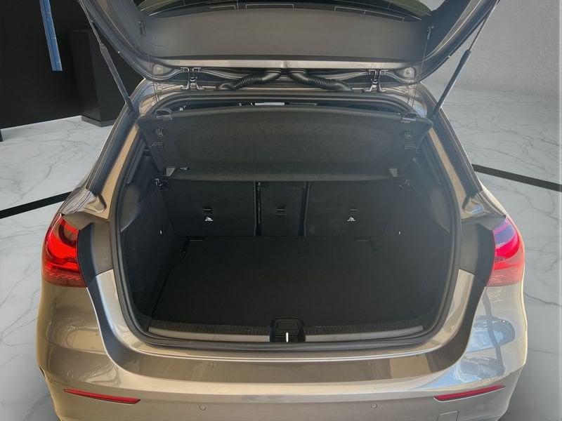 Mercedes-Benz Classe A A 180 d AMG Line Advanced Plus