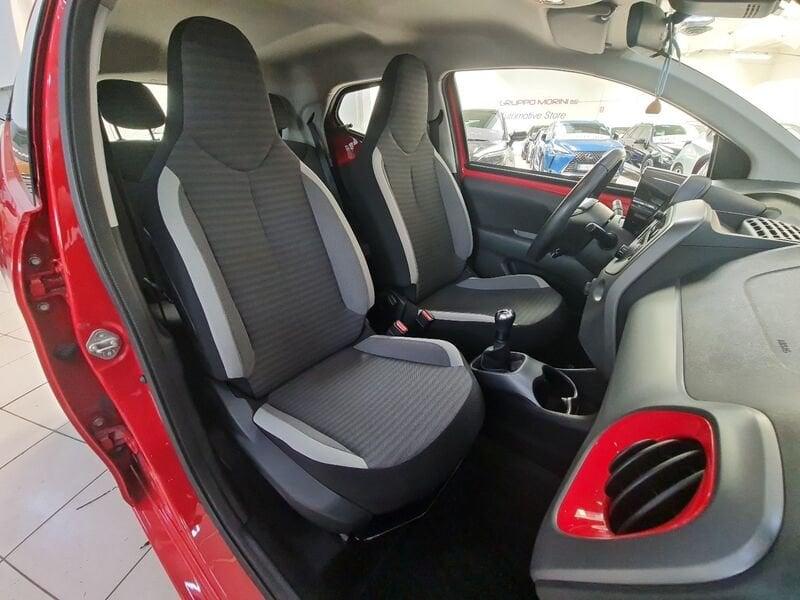 Toyota Aygo Connect 1.0 VVT-i 72 CV 5 porte x-cool