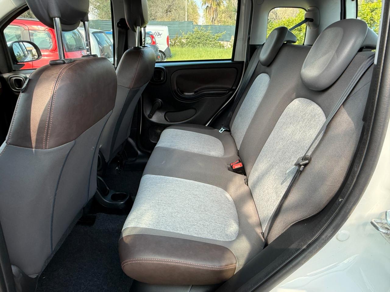 Fiat Panda 1.3MJT 80CV S&S CROSS/TREKKING PELLE CLIMA