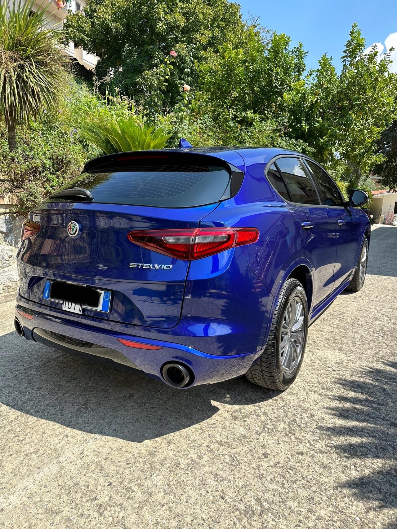 Alfa Romeo Stelvio 2.2 Turbodiesel 190 CV AT8 Q4 Business