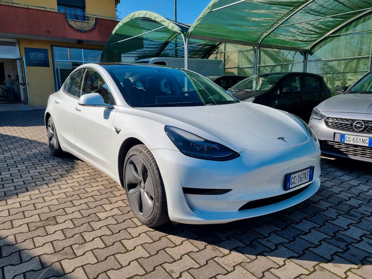 Tesla Model 3 Standard