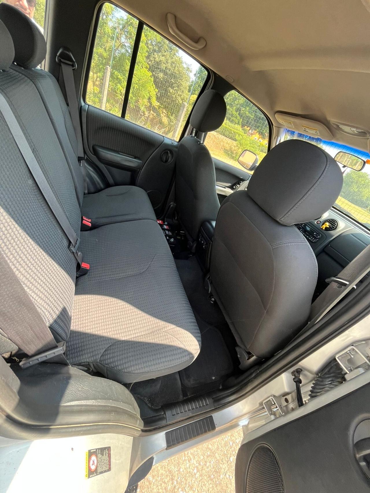 Jeep Cherokee 2.5 CRD Sport