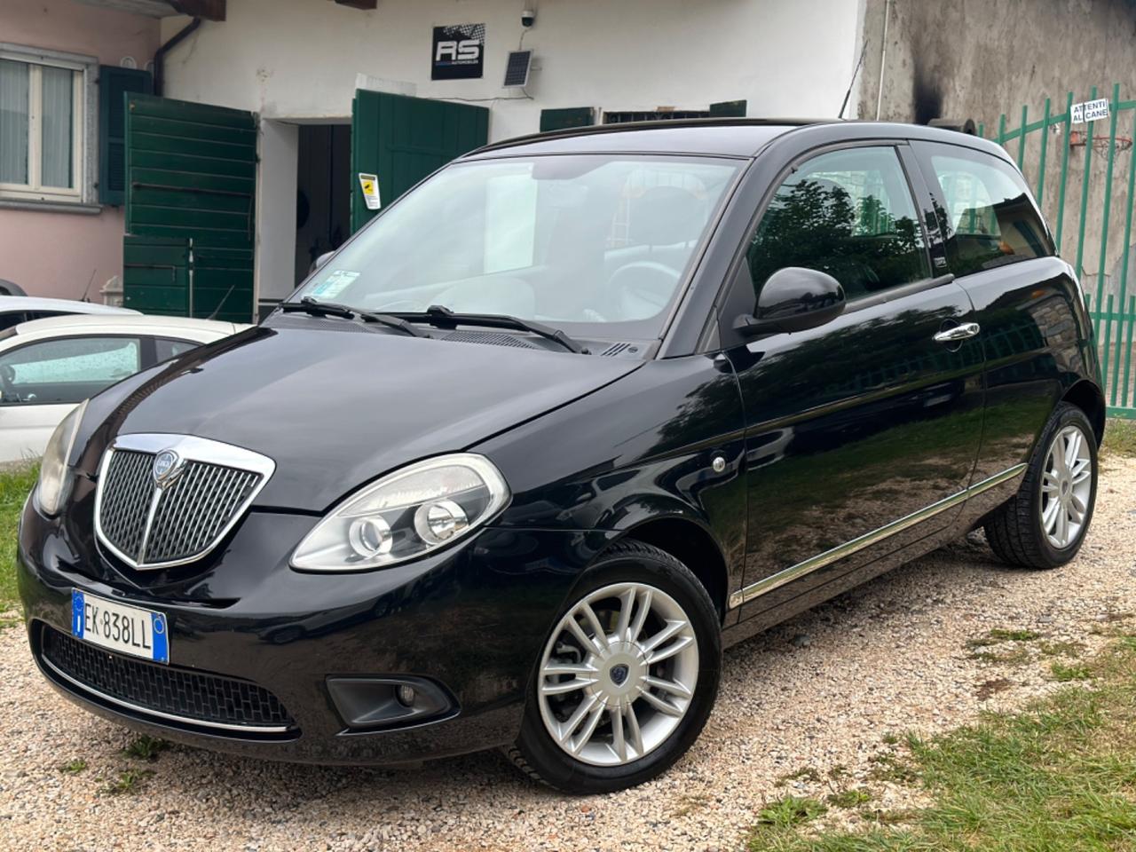 Lancia YPSILON 1.2 69 CV UNYCA KMCERT GARANZ UNICOPR