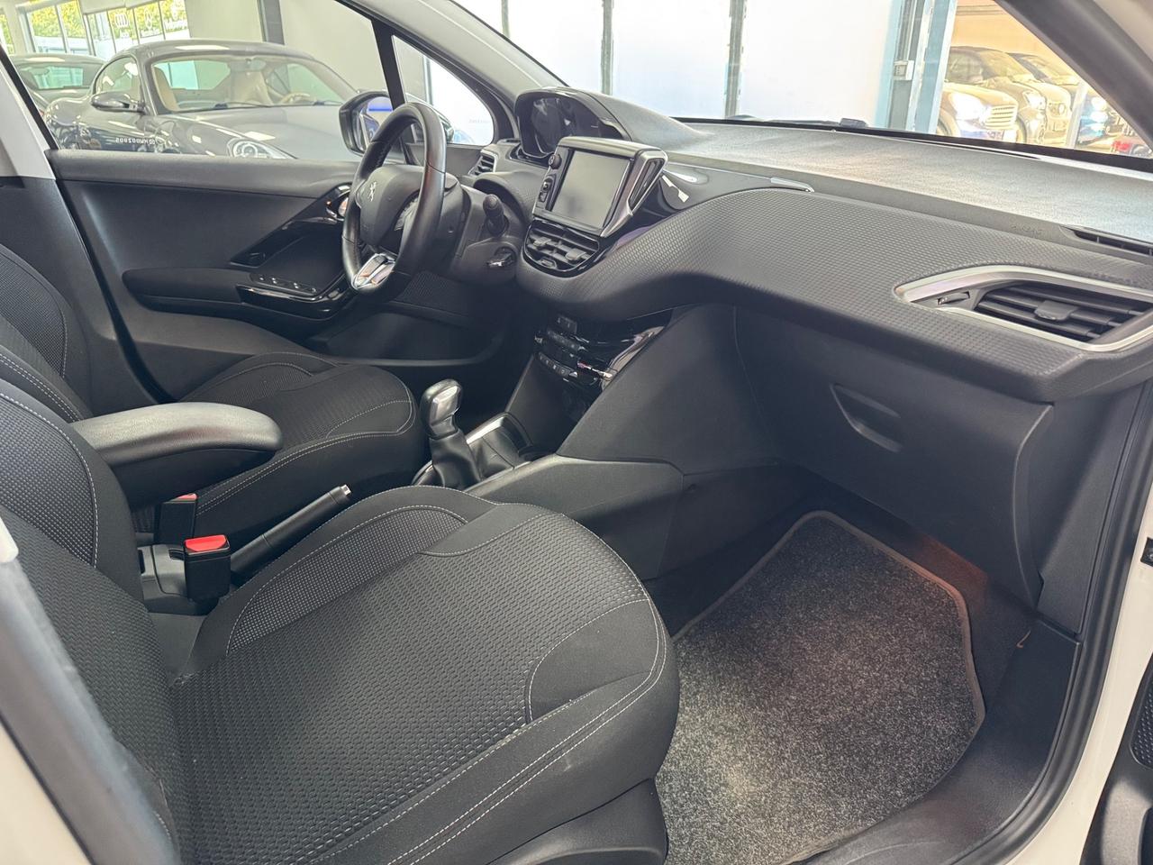 Peugeot 208 BlueHDi 75 5 porte Allure