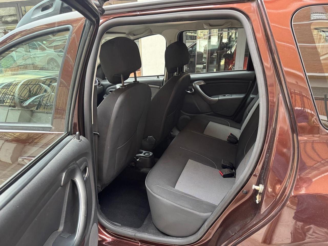 Dacia Duster 1.6 115 cv GPL Laureate