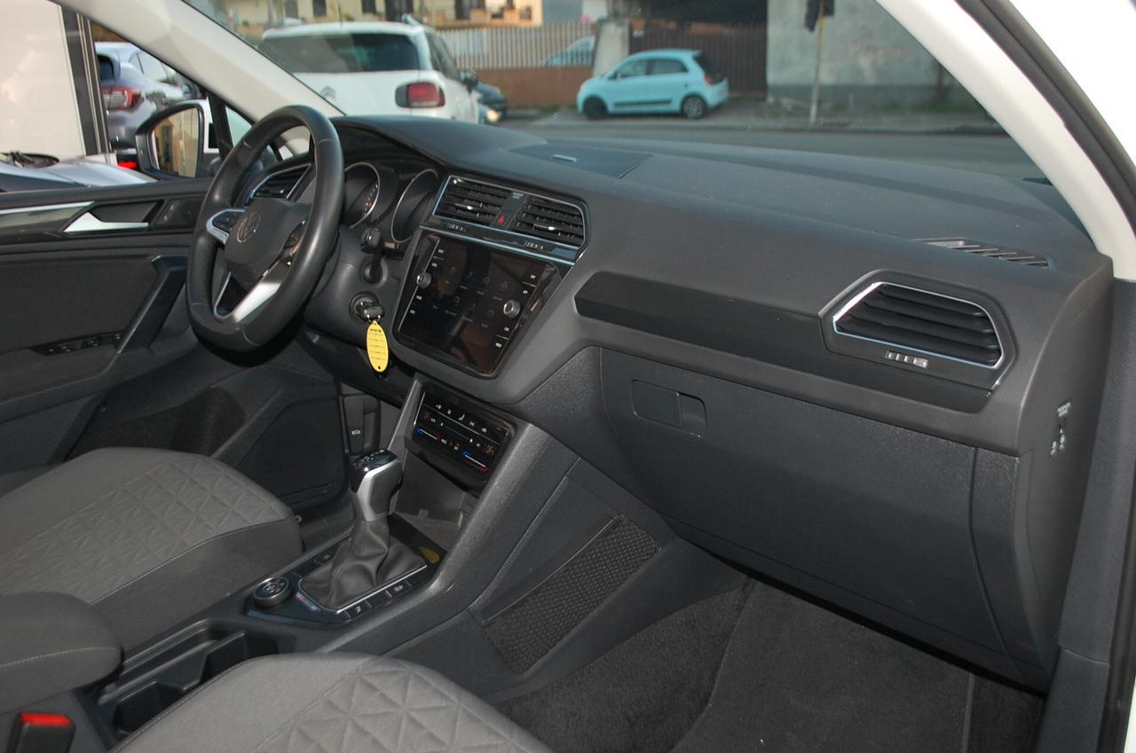 Volkswagen Tiguan 2.0 tdi Elegance 150CV DSG 4Motion Uff Italy Led